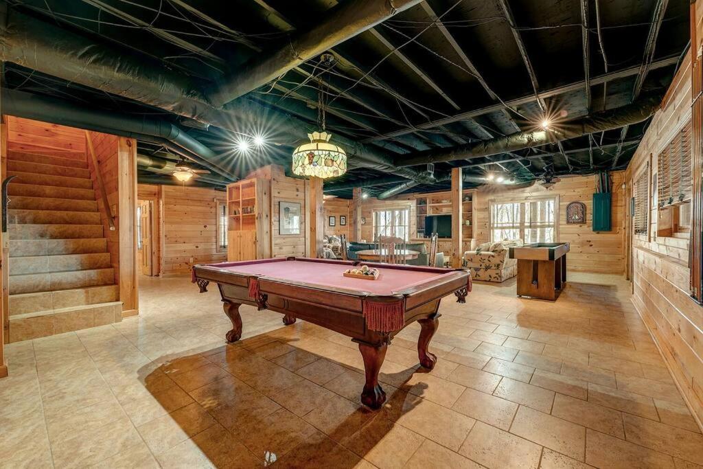 Blue Ridge Bliss- Spacious Cabin, Pets, Hot Tub! Buitenkant foto