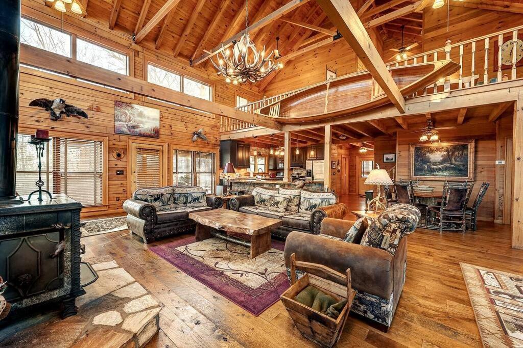 Blue Ridge Bliss- Spacious Cabin, Pets, Hot Tub! Buitenkant foto
