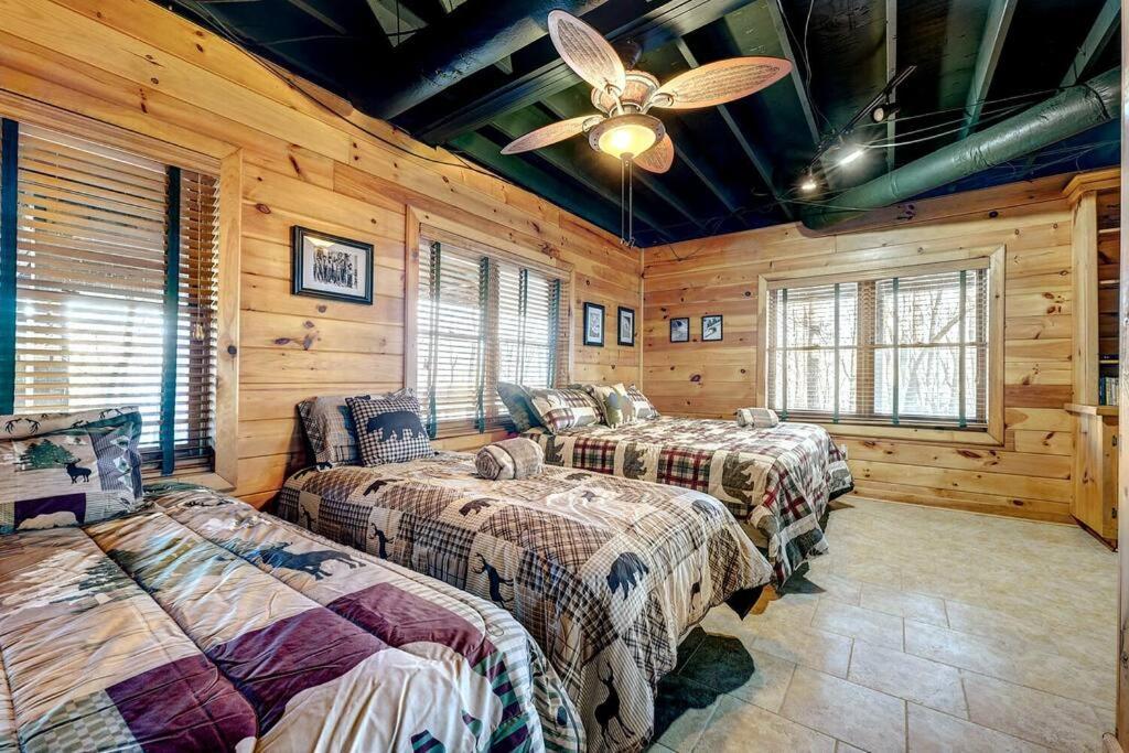 Blue Ridge Bliss- Spacious Cabin, Pets, Hot Tub! Buitenkant foto
