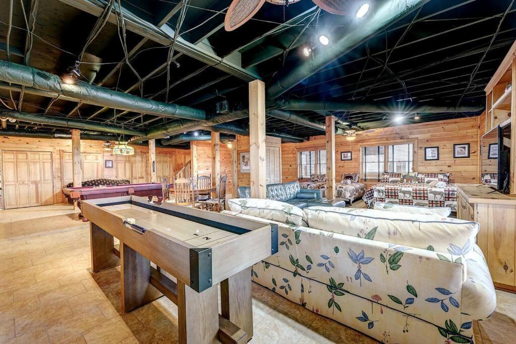 Blue Ridge Bliss- Spacious Cabin, Pets, Hot Tub! Buitenkant foto