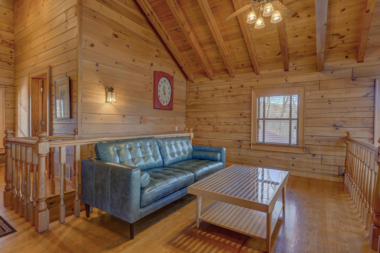 Blue Ridge Bliss- Spacious Cabin, Pets, Hot Tub! Buitenkant foto