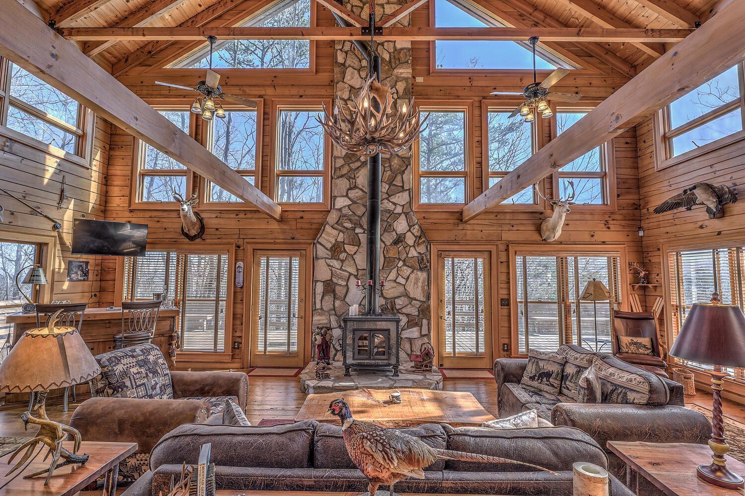 Blue Ridge Bliss- Spacious Cabin, Pets, Hot Tub! Buitenkant foto