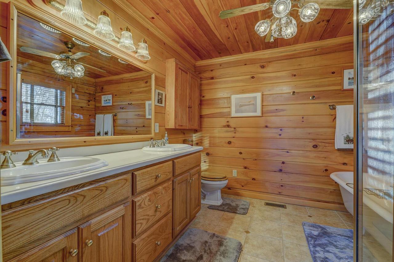Blue Ridge Bliss- Spacious Cabin, Pets, Hot Tub! Buitenkant foto